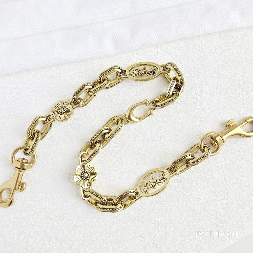 NEW Chunky Gold Chain Strap Bag Charm - Picture 3 of 9